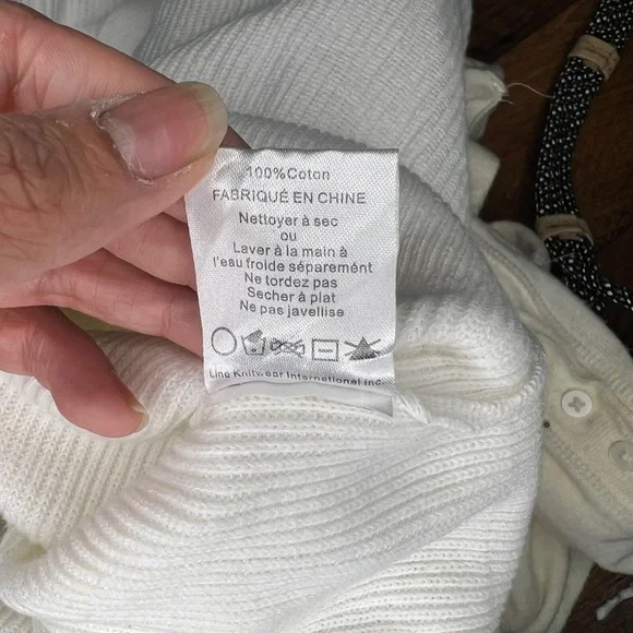 John + Jenn white ribbed long sleeve sweater M - Picture 4 of 4